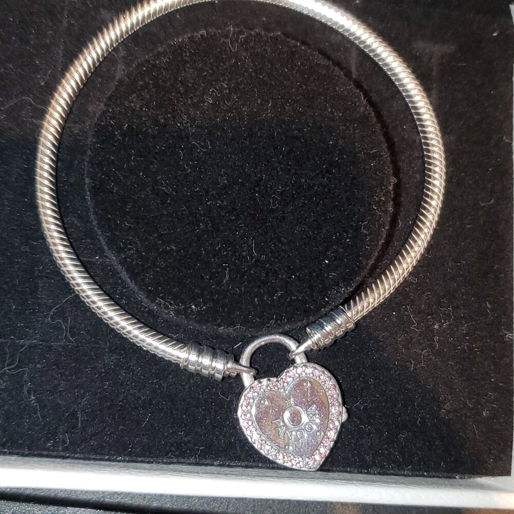 Pandora pink heart padlock braclet 7.1